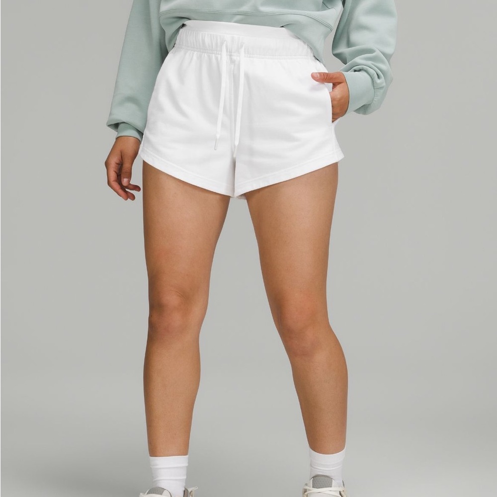 NWOT Lululemon Inner Glow Short White 3” Inseam